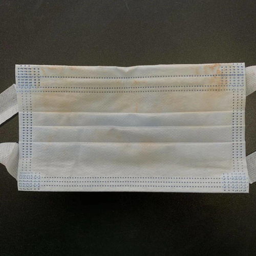 尼可測評 什么樣的定妝產(chǎn)品不會(huì)蹭花你的口罩 文尾有狐貍